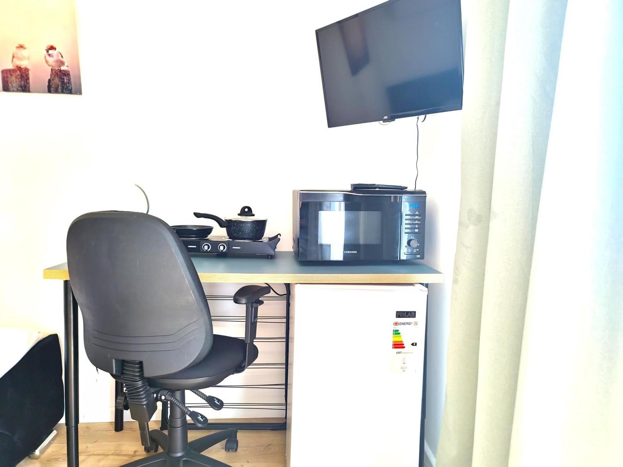 Open Plan Studio With Garden Milton  外观 照片